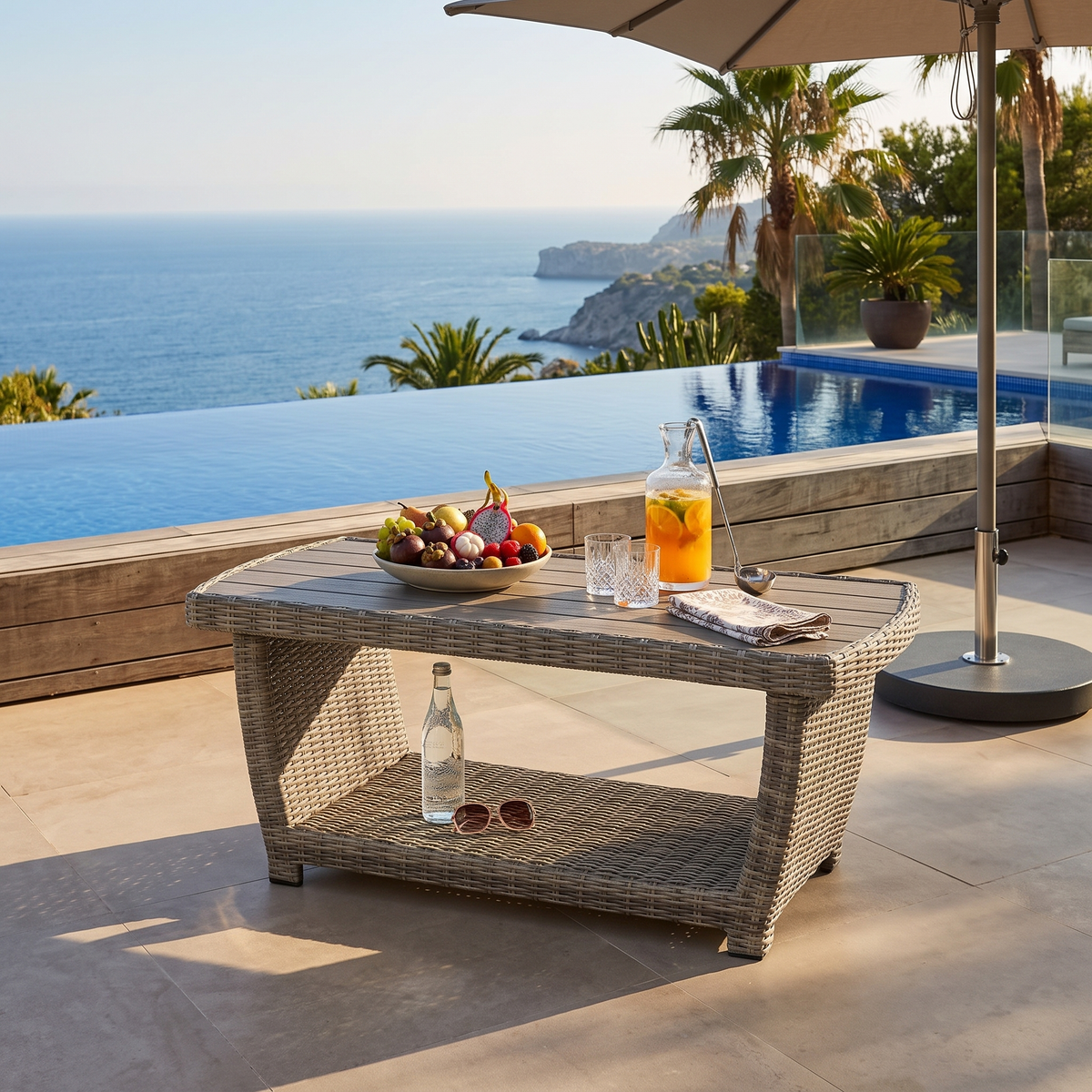Keywest Outdoor Wicker Cocktail Table